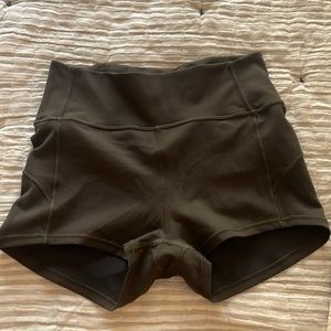 Lululemon Athletic booty shorts